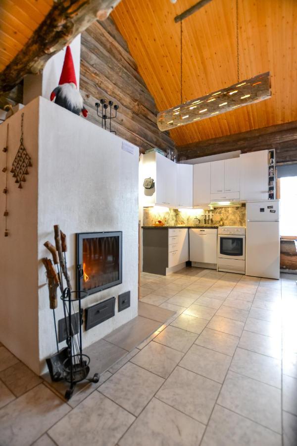 Yllaeshilla Cottage Äkäslompolo Kültér fotó