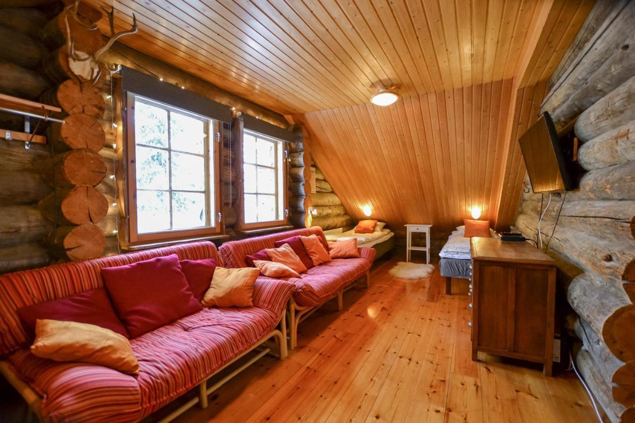 Yllaeshilla Cottage Äkäslompolo Kültér fotó
